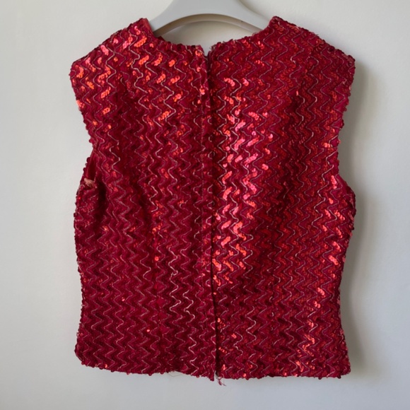 Sleeveless Red Sequinned Top - Picture 2 of 5